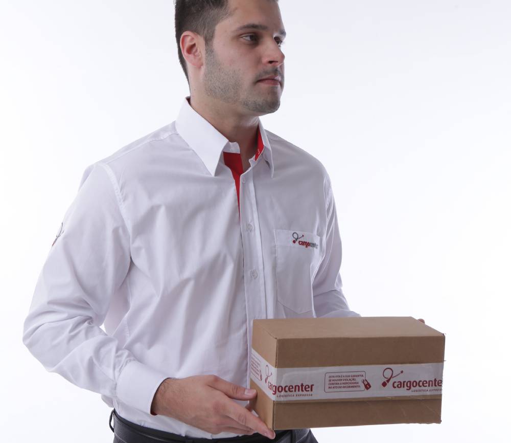 Vantagens do Transporte de Cargas com Passageiro Dedicado (Hotline)