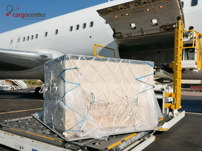 Logística Expressa: Como Funciona o Transporte Urgente de Mercadorias